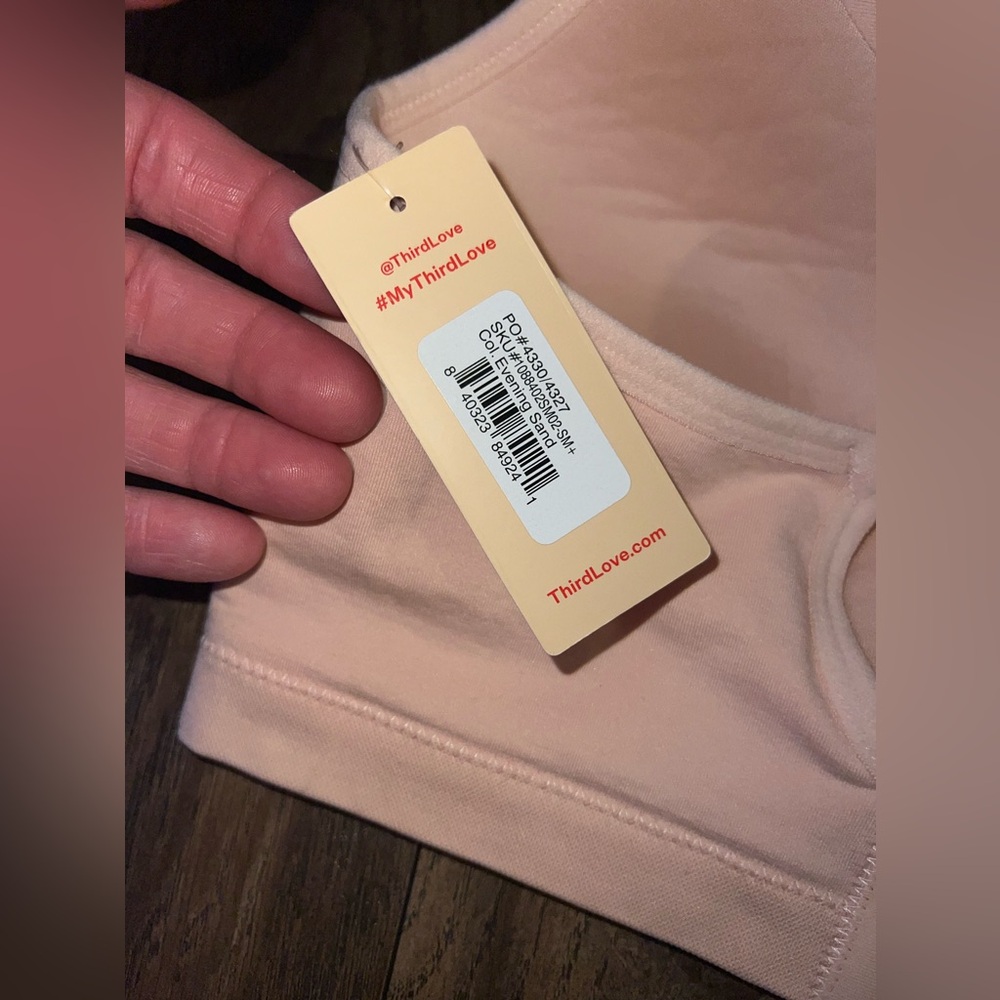 NWT THIRD LOVE SIZE SM+ WIRELESS PLUNGE BRA IN EVENING SAND. - Picture 8 of 8